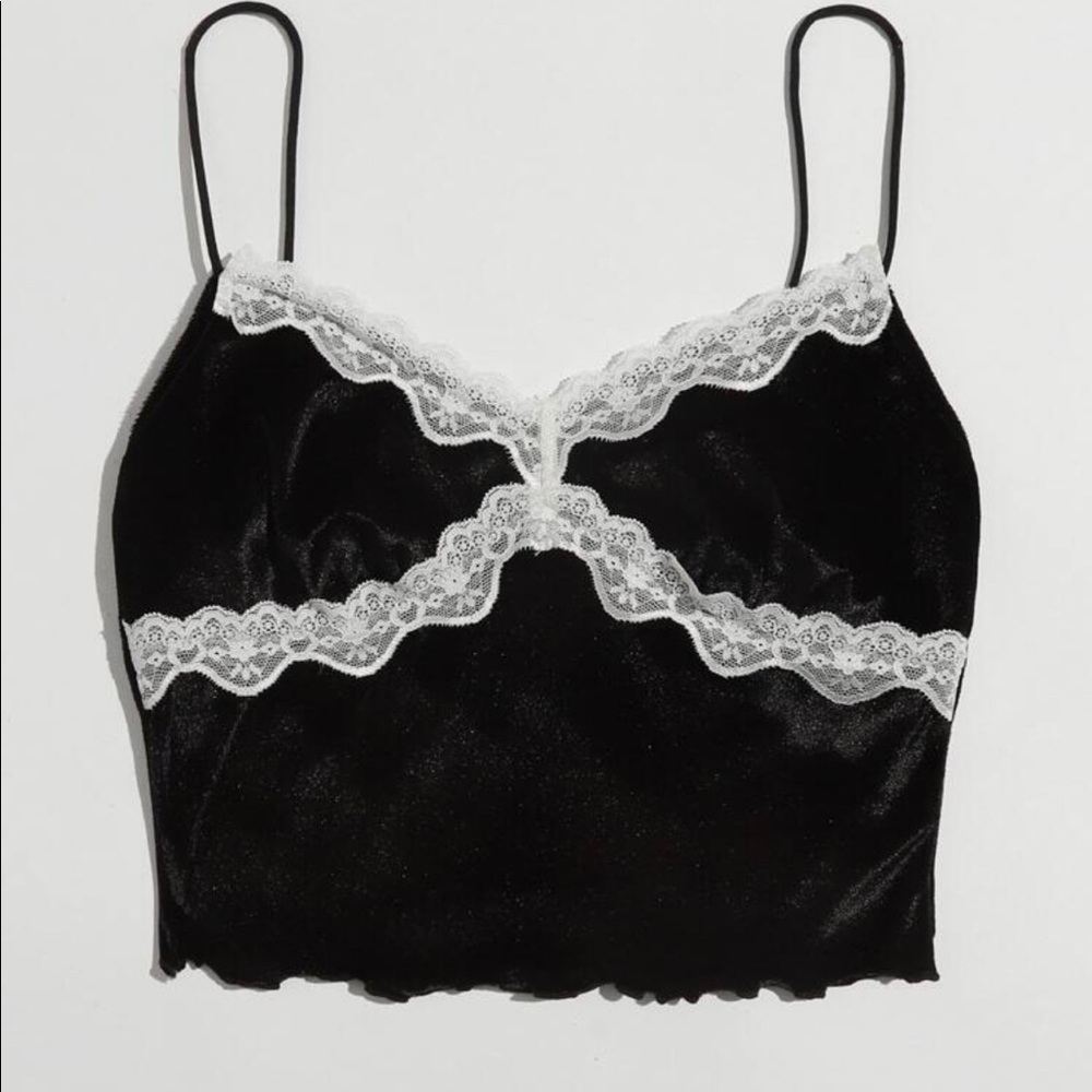 lace trim cami top